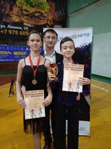 От Макеевки – до Севастополя: голоса выпускников Дворца